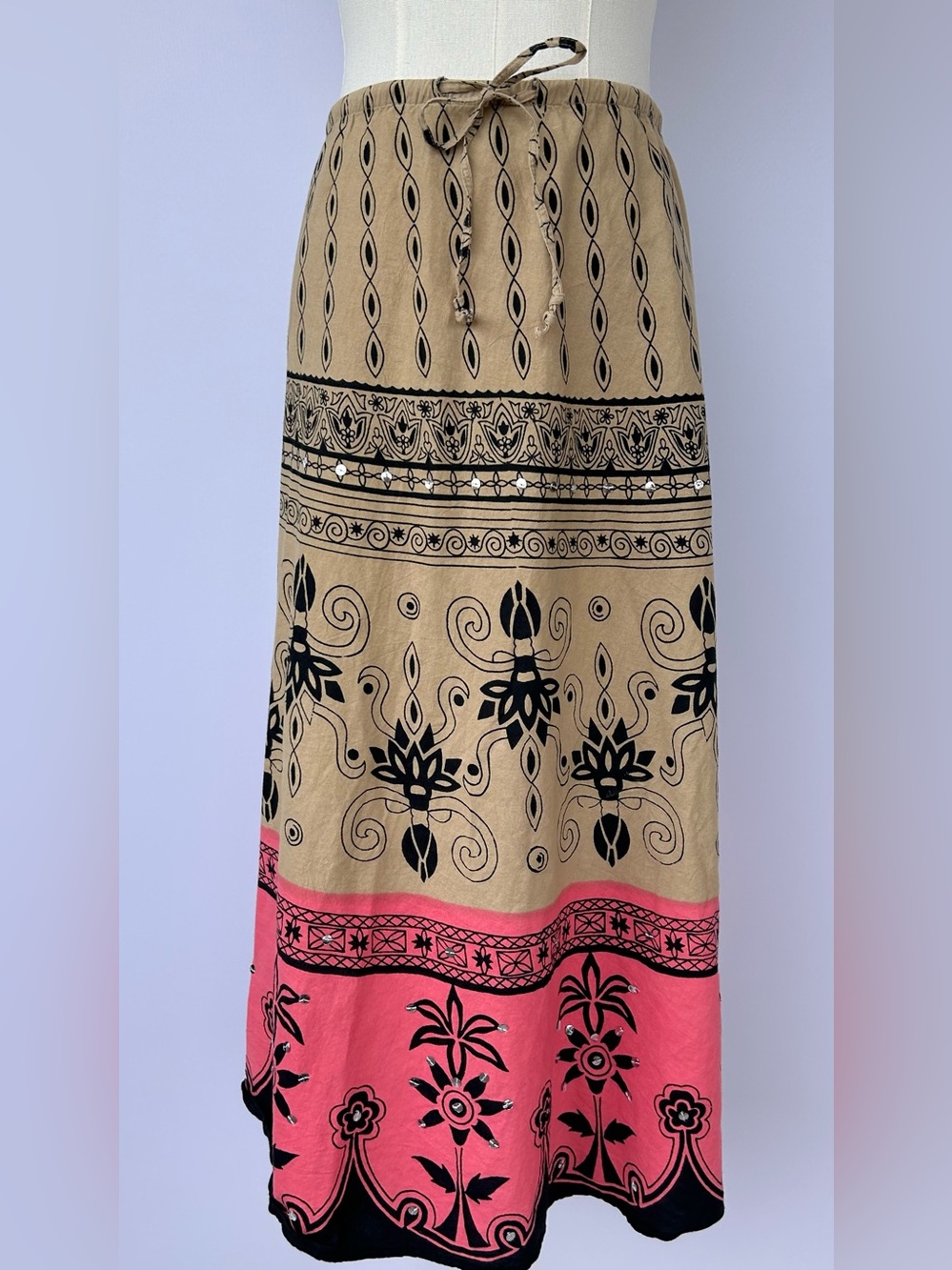 Sag Harbor Women’s Bohemian Block Print Sequined. Skirt Drawstring Size Large